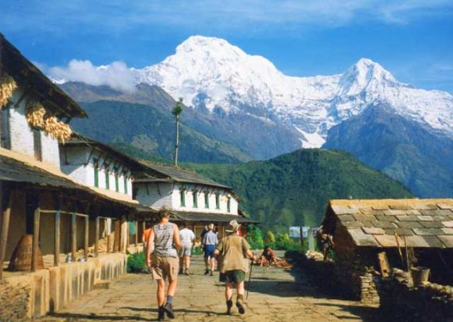 पर्यटकले नेपाल भ्रमण 2