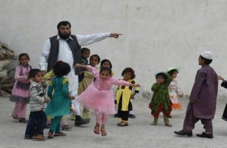 father 100 Children