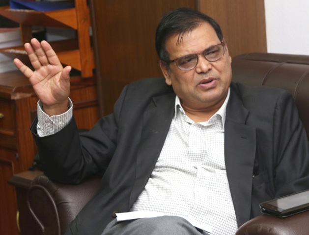 Mahara अर्थमन्त्रीको नगद उठाउने काइदा !